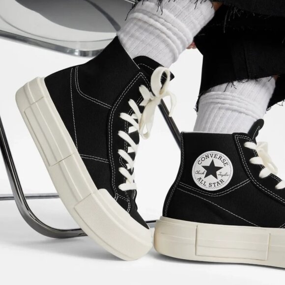 Converse Chuck Taylor All Star Cruise HI Sneaker Unisex, Men's 6, Women's 7.5 - Picture 2 of 11